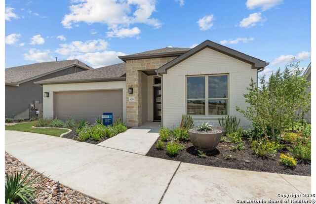 Details for 613 Dayflower Ln, New Braunfels, TX 78132