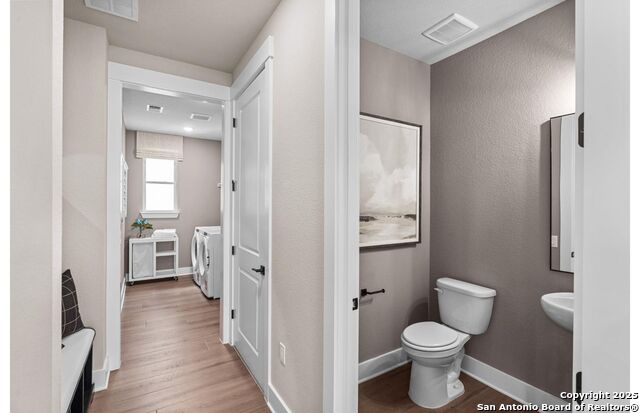 Image 12 of 31 For 613 Dayflower Ln