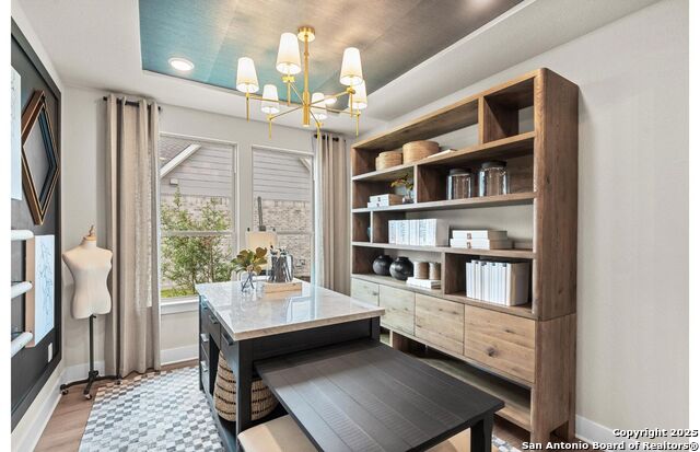 Image 18 of 31 For 613 Dayflower Ln