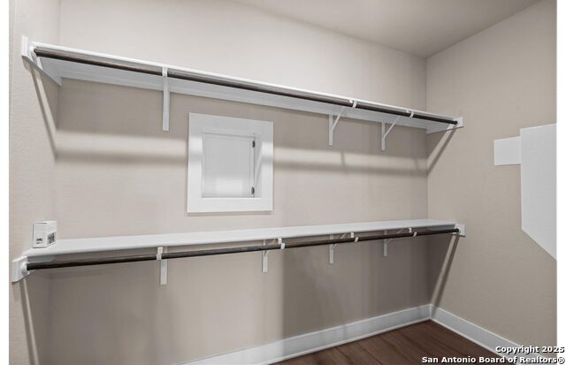 Image 25 of 31 For 613 Dayflower Ln