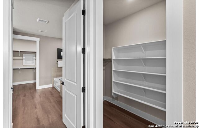 Image 5 of 31 For 613 Dayflower Ln