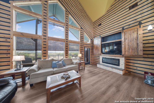 Details for 189 Scenic Sunset, Lakehills, TX 78063