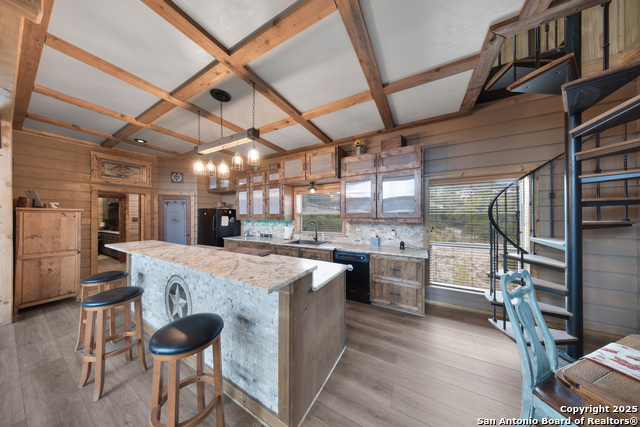 Listing photo id 9 for 189 Scenic Sunset