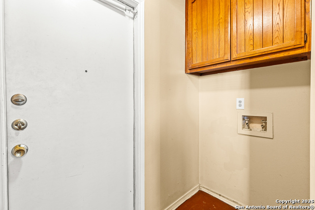 Image 14 of 33 For 6142 Amble Trail