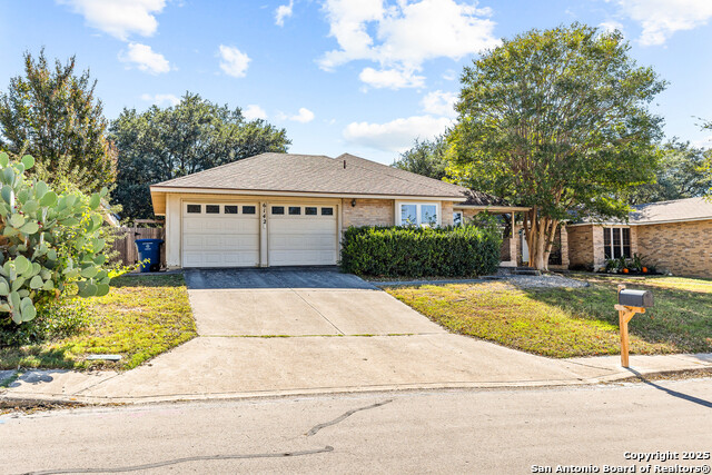 Image 3 of 33 For 6142 Amble Trail