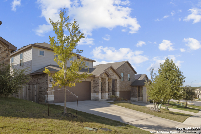 Image 2 of 36 For 13044 Louberg