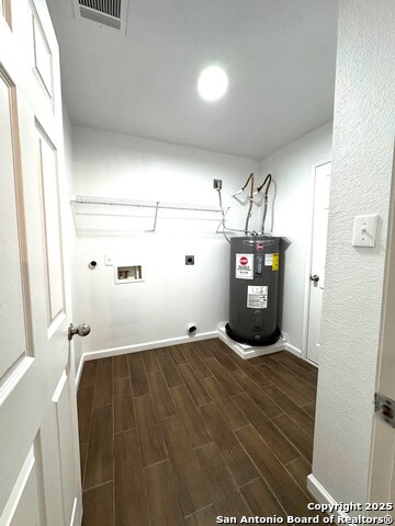 Image 13 of 33 For 6207 Amherst Bay