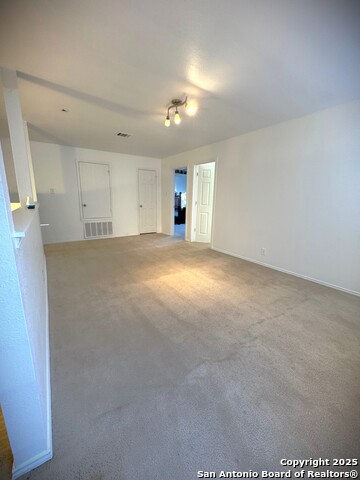 Image 17 of 33 For 6207 Amherst Bay