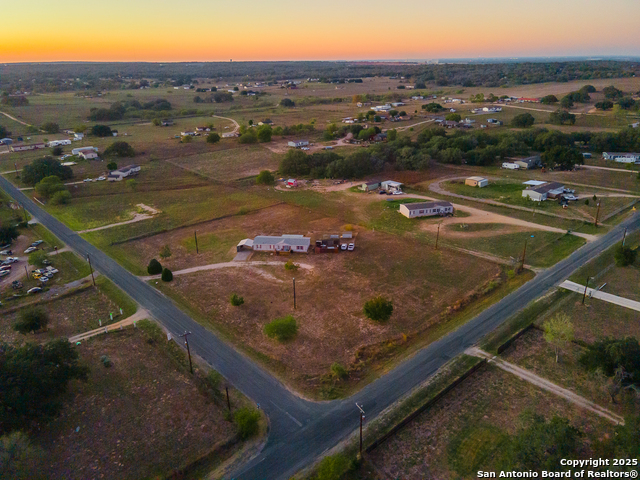 Image 17 of 25 For 3081 Cross Trail