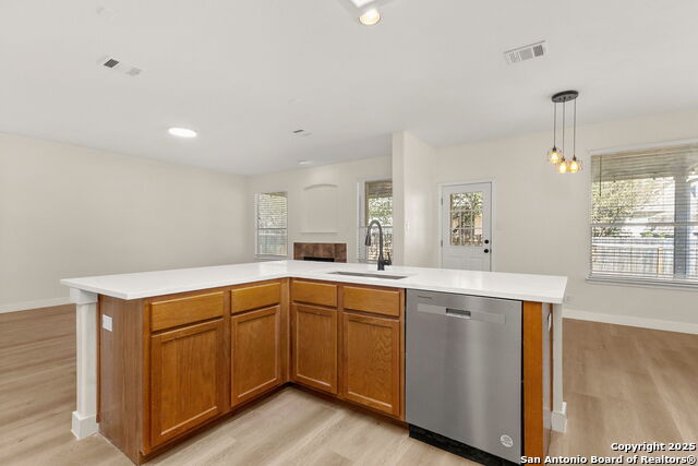 Image 10 of 28 For 570 American Flag