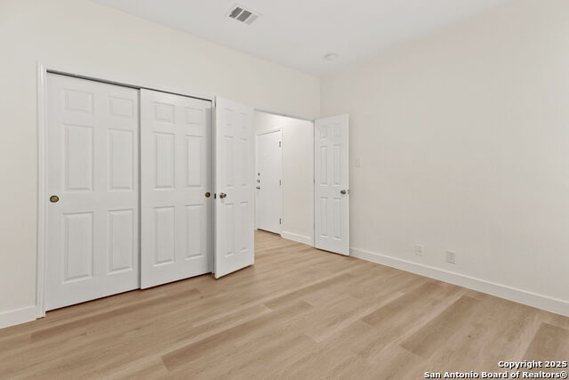 Image 17 of 28 For 570 American Flag