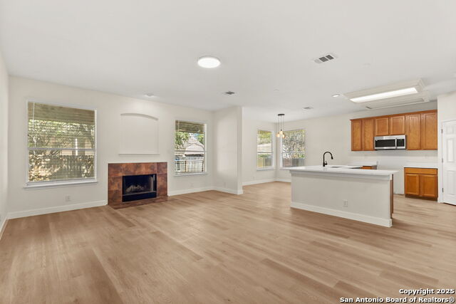 Image 6 of 28 For 570 American Flag