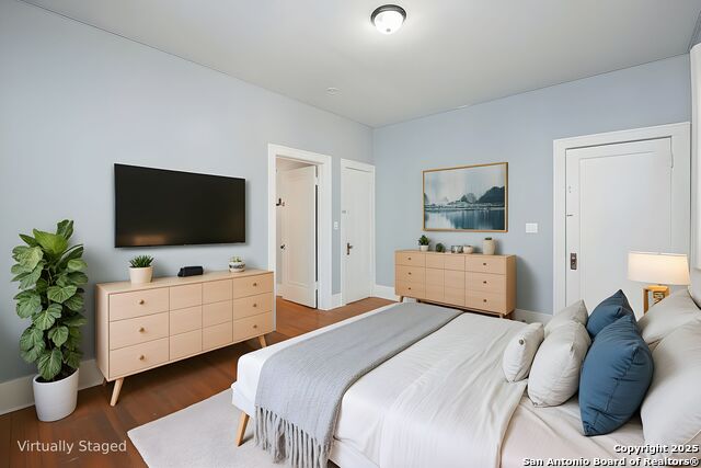 Listing photo id 12 for 703 Highland E