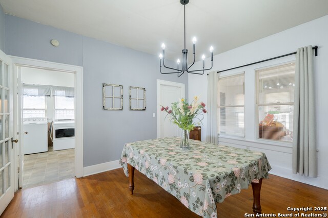 Listing photo id 6 for 703 Highland E