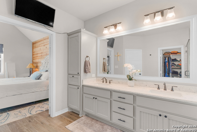 Image 20 of 39 For 526 Stars And Stripes