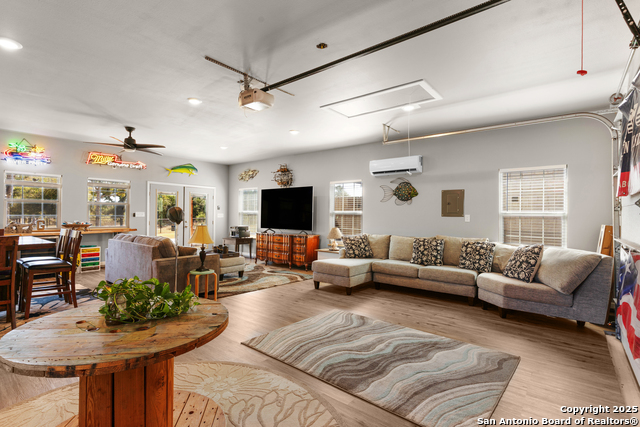 Image 32 of 39 For 526 Stars And Stripes