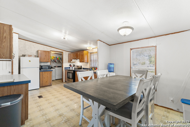 Image 8 of 23 For 1118 32nd