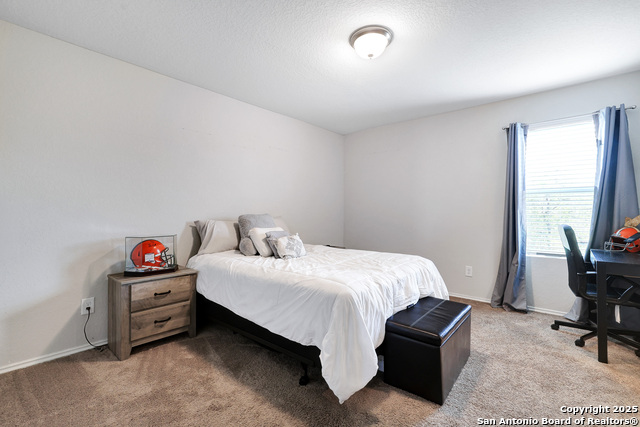 Listing photo id 7 for 10514 Letus Oak