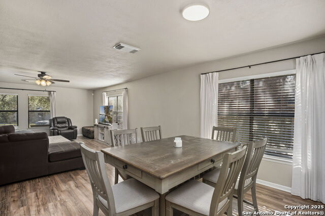 Image 11 of 33 For 7205 Breeze Hollow