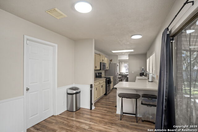 Image 18 of 33 For 7205 Breeze Hollow