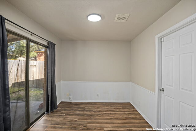 Image 30 of 33 For 7205 Breeze Hollow