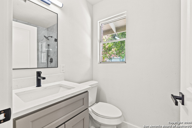 Image 15 of 36 For 119 Shadywood