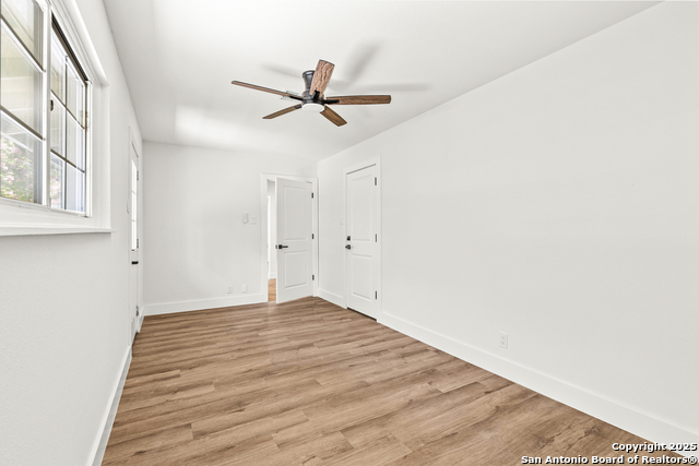 Image 27 of 36 For 119 Shadywood