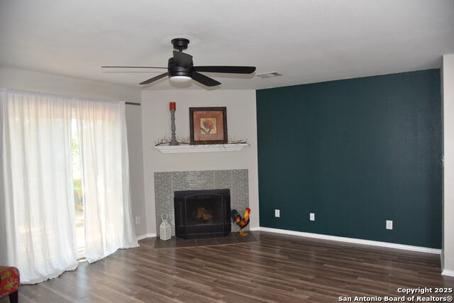 Image 10 of 19 For 26907 Sparrow