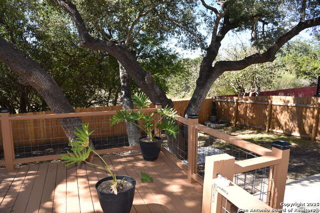 Image 17 of 19 For 26907 Sparrow