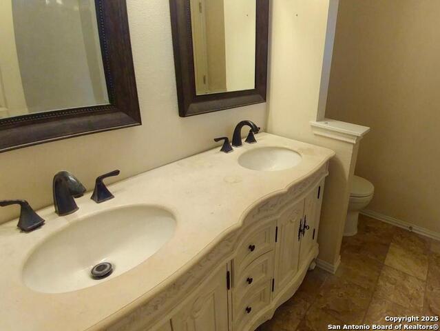 Image 9 of 11 For 14235 Rosy Finch