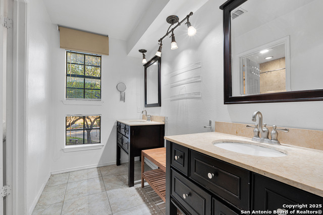 Image 10 of 16 For 7930 Roanoke  106