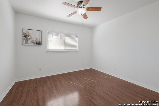 Listing photo id 19 for 6630 Eastern Clouds