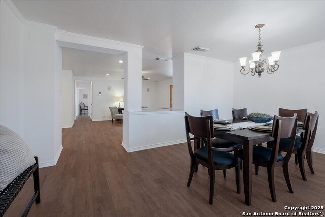 Listing photo id 4 for 6630 Eastern Clouds