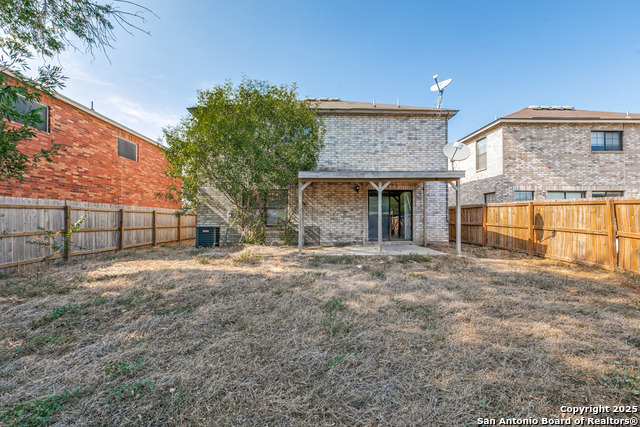 Image 23 of 23 For 1210 Crossing Oaks