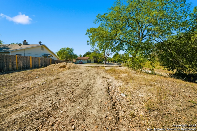 Listing photo id 9 for 8802 Catalina Bay Dr