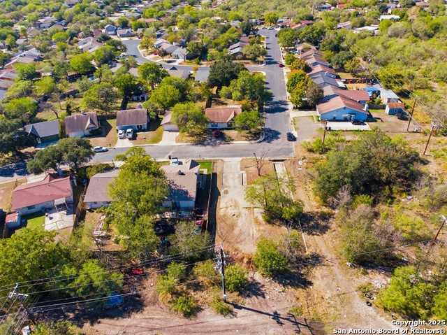 Listing photo id 4 for 8802 Catalina Bay Dr