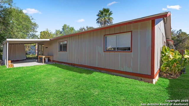 Image 17 of 19 For 208 Gamblewood