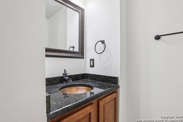 Image 18 of 34 For 16 Marella Dr