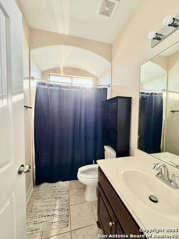 Image 29 of 38 For 18902 Salado