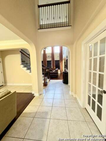 Image 6 of 38 For 18902 Salado