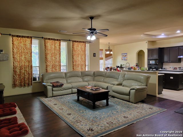 Listing photo id 9 for 1722 Palmer  