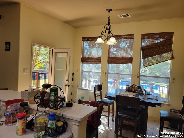 Listing photo id 10 for 1722 Palmer  