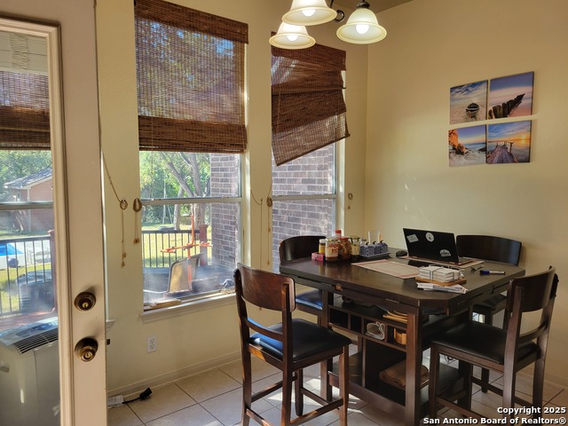 Listing photo id 22 for 1722 Palmer  