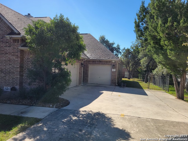 Listing photo id 1 for 1722 Palmer  