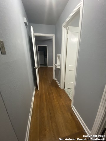 Image 12 of 19 For 463 Bryn Mawr Dr