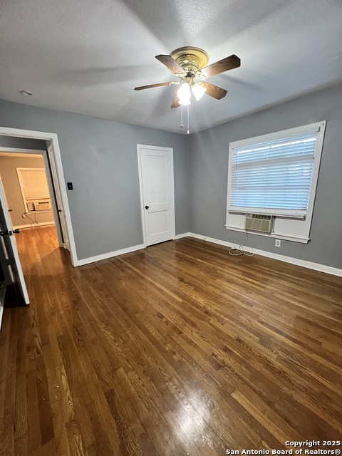 Image 13 of 19 For 463 Bryn Mawr Dr