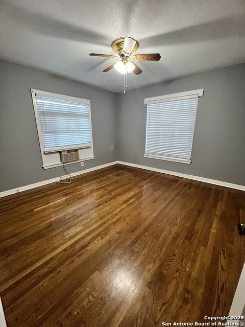 Image 15 of 19 For 463 Bryn Mawr Dr