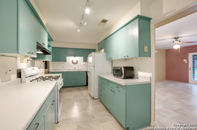 Image 10 of 24 For 232 Silver Sands