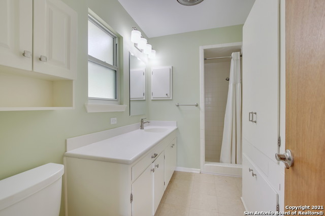 Image 21 of 24 For 232 Silver Sands