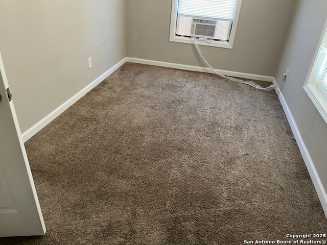 Image 11 of 18 For 620 Viewpoint